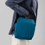 Anti-theft Pacsafe LS200 shoulder bag - turquoise