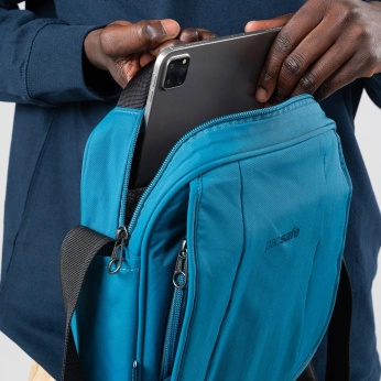 Anti-theft Pacsafe LS200 shoulder bag - turquoise